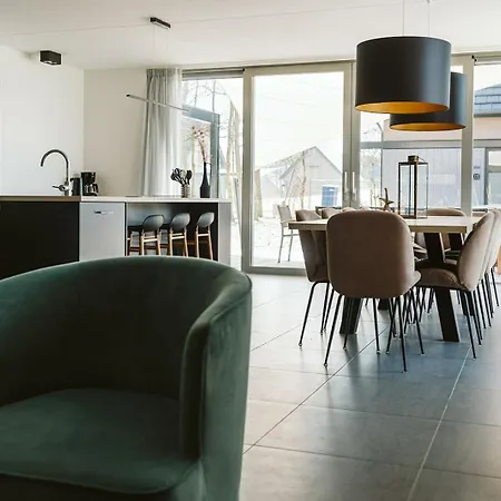 Holiday home 10 Persoons Comfort Ouddorp